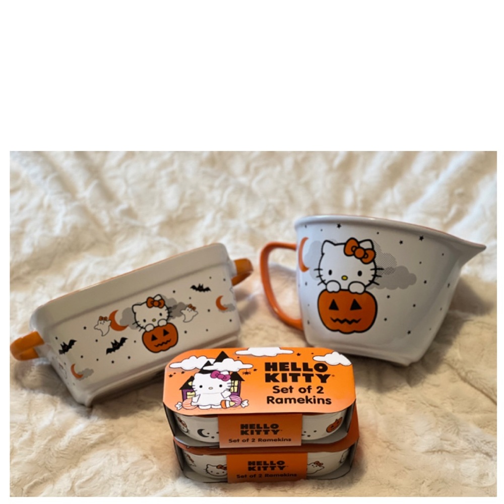 NEW Hello Kitty Halloween Baking Bundle